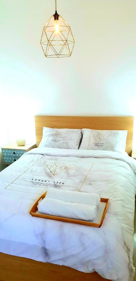 Amazing Modern Room 4 Min From The Tram Йерусалим Екстериор снимка